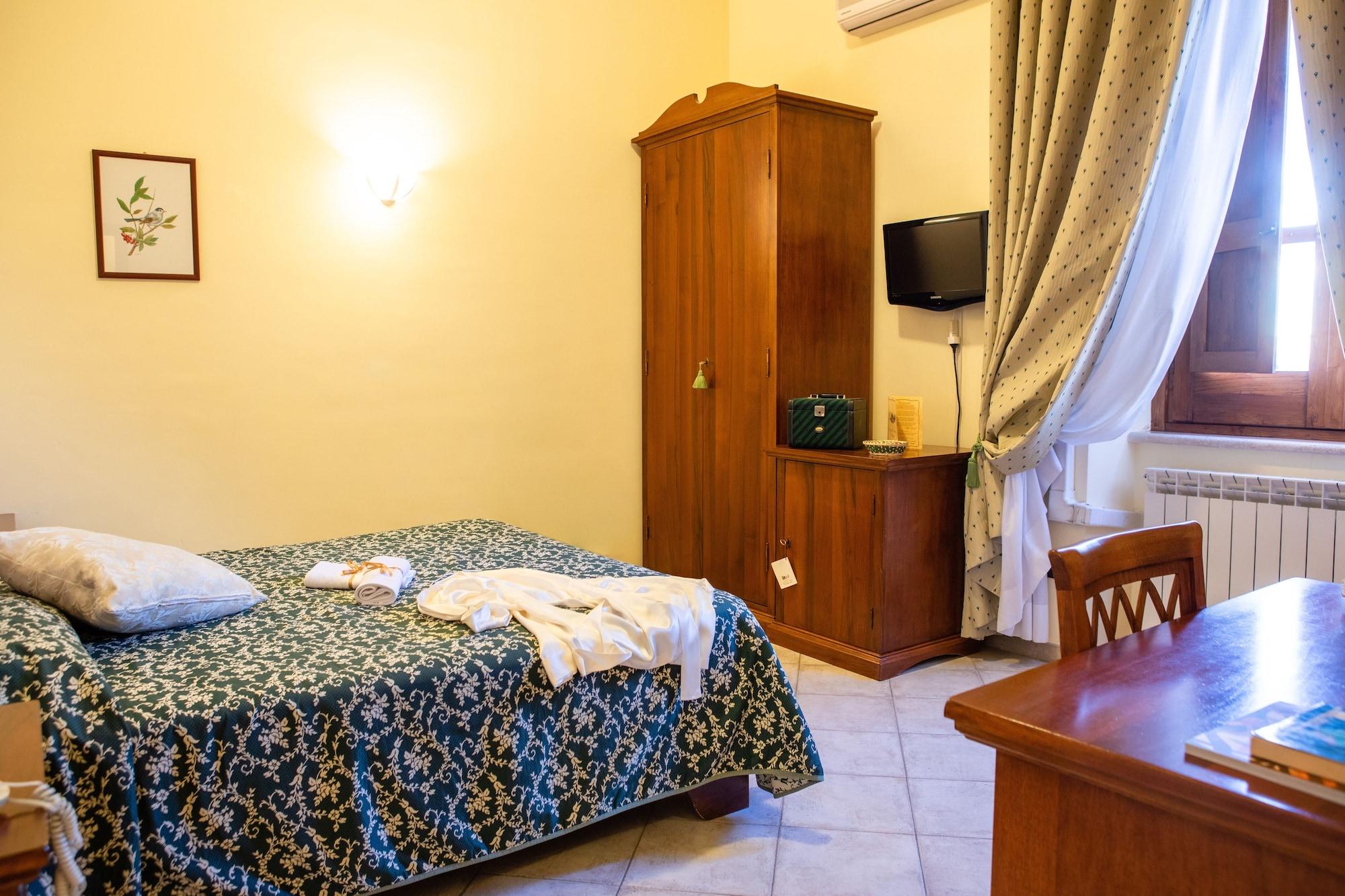 Hotel Il Cavalier D'Arpino Exterior foto
